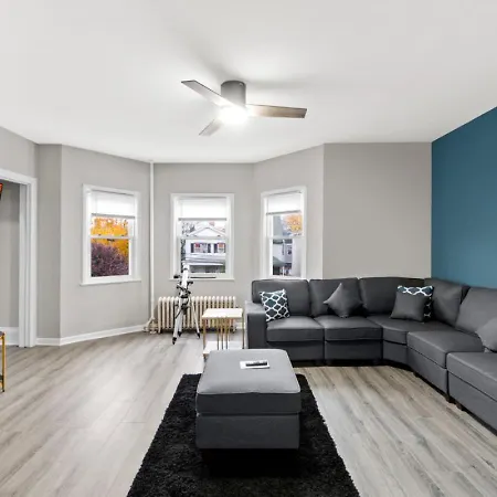 Urban Duplex Nwr Nyc Games Villa